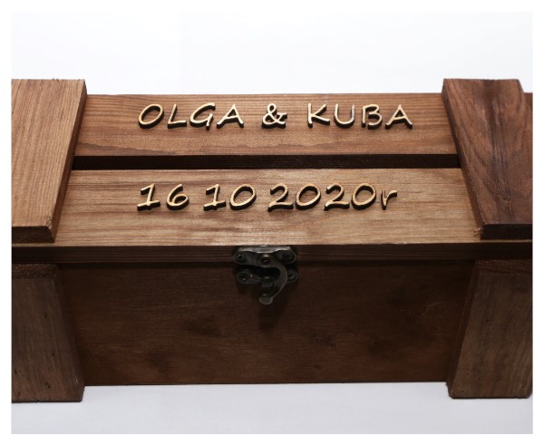 skrzynka drewniana na wino